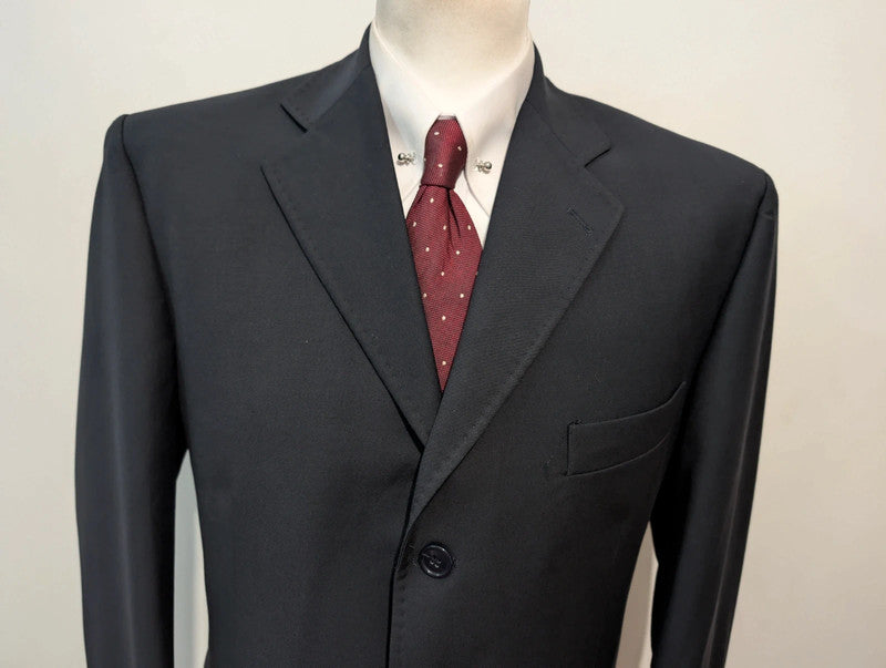 Classique costume bleu marine en laine