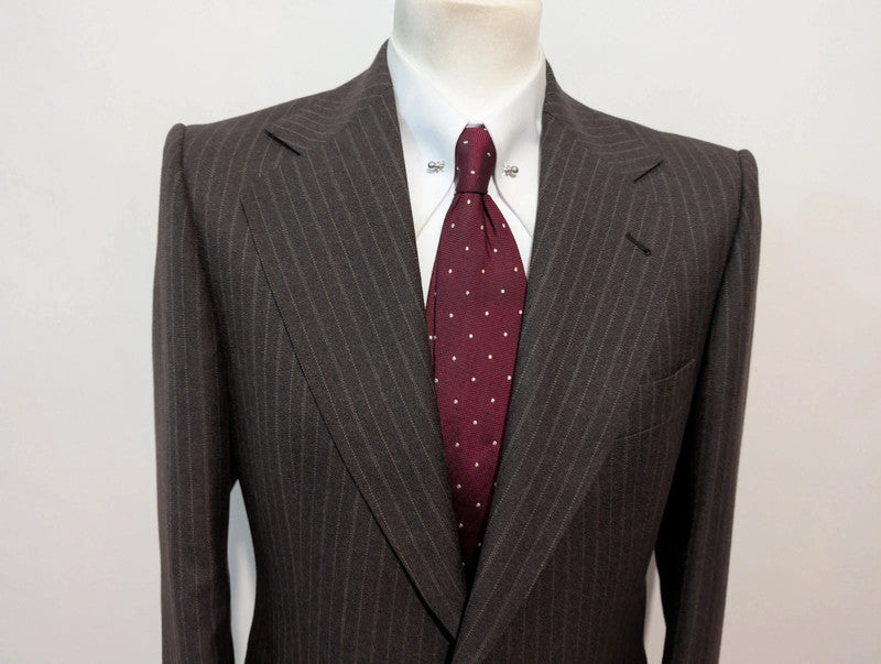 Légendaire costume pinstripe  marron en flanelle