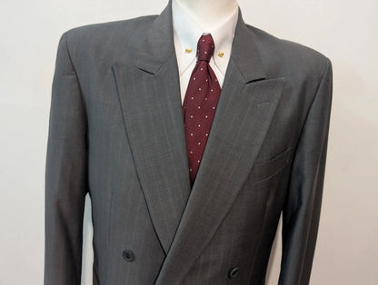Costume croisé a rayure