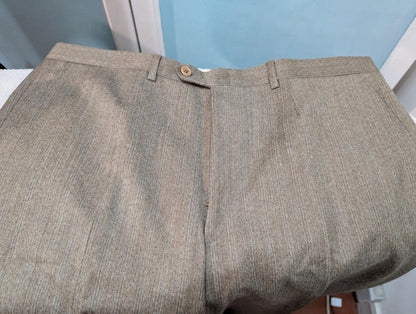 Splendide costume gris marron en flanelle