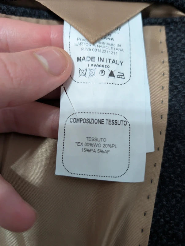 Schöner Wollpolomantel