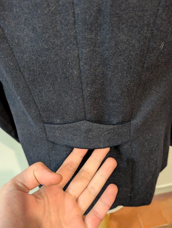 Fabelhafter österreichischer marineblauer Anzug aus schwerem Flanell