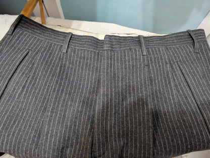 Dangereux costume 3 pièces pinstripe en flanelle lourde