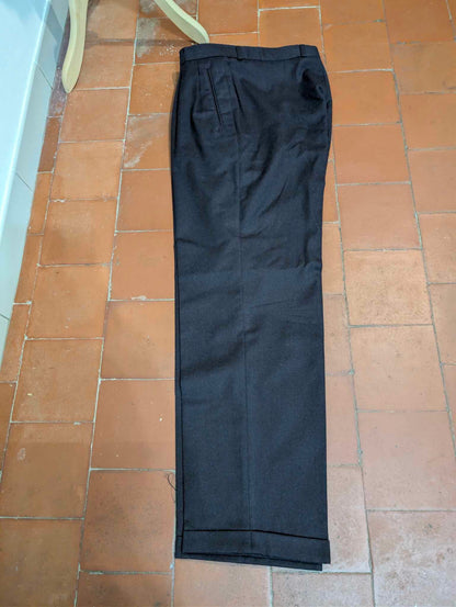 Außergewöhnlicher, zweireihiger, violetter Anzug aus schwerem Flanell