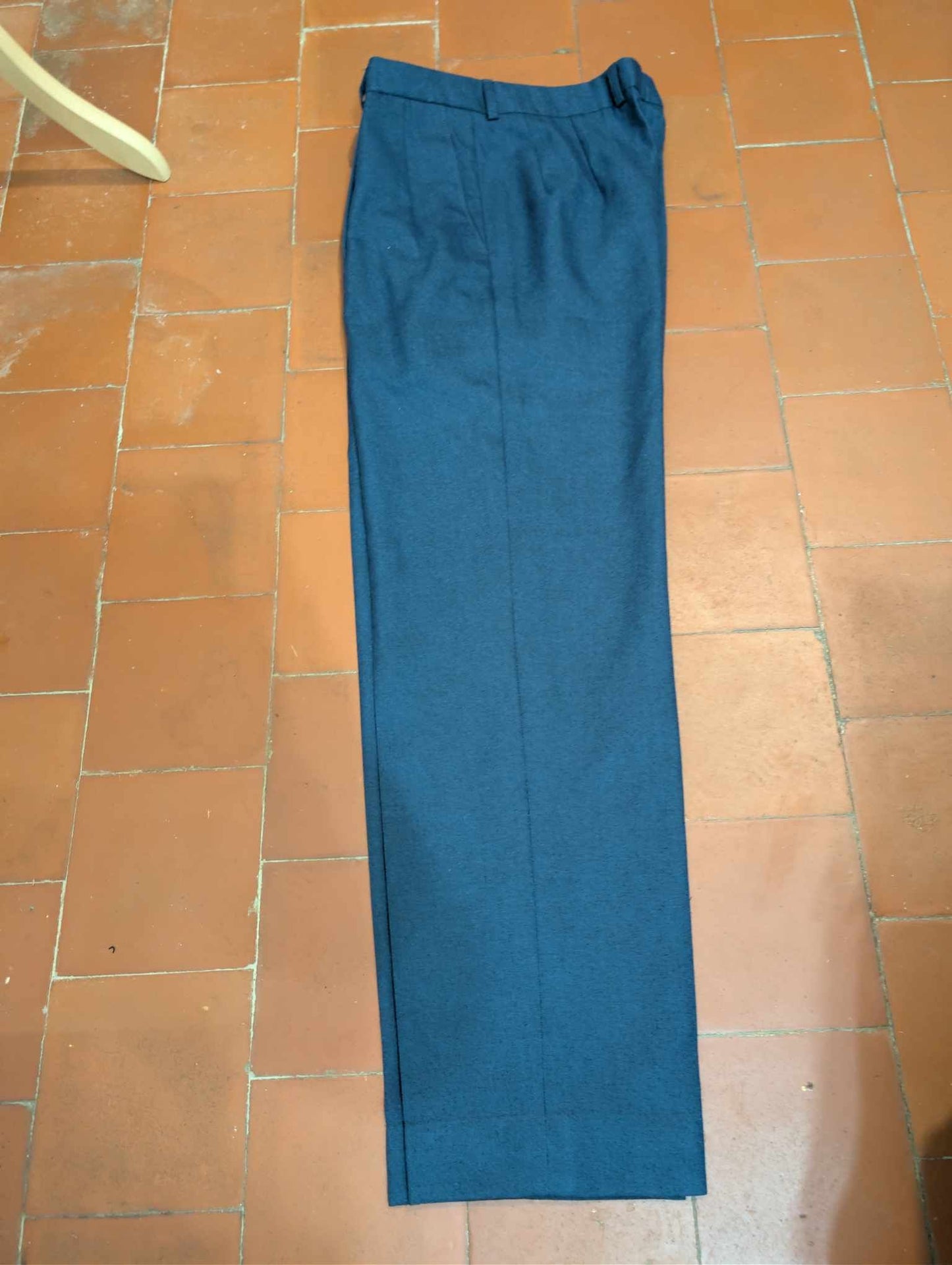 Superbe costume croisé bleu marine en laine