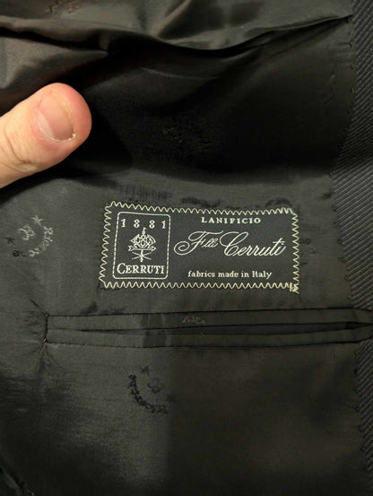 Incroyable costume croisé de couleurs gris anthracite en laine