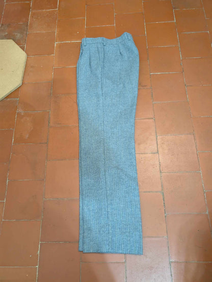 Gentille costume croisé pinstripe en flanelle lourde