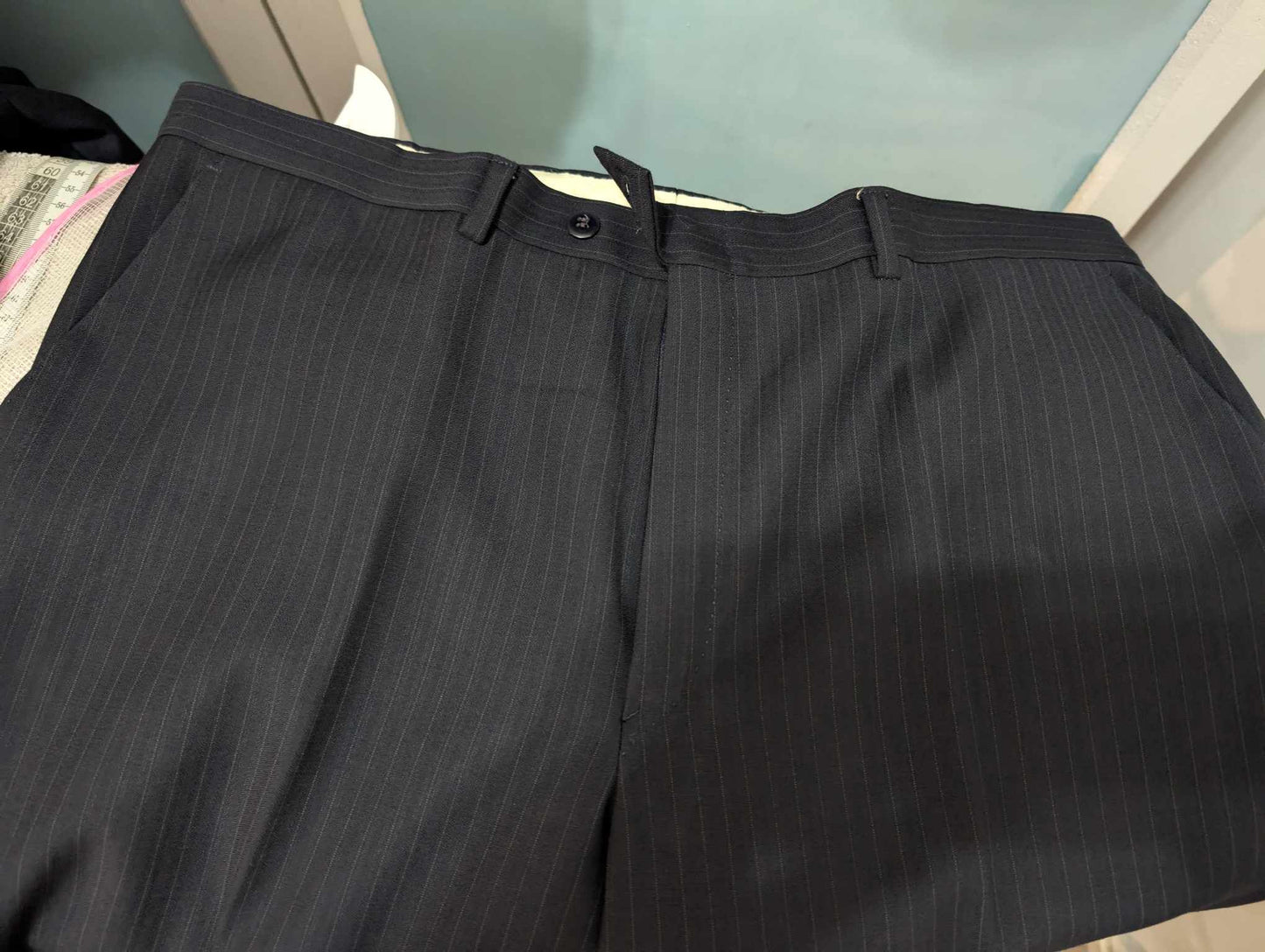 Fabuleux costume pinstripe en laine