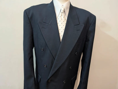 Außergewöhnliche zweireihige marineblaue Wollanzüge