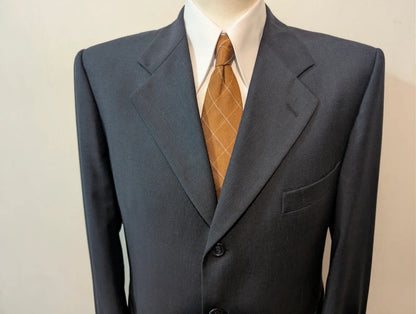 Classique costume bleu marine en laine