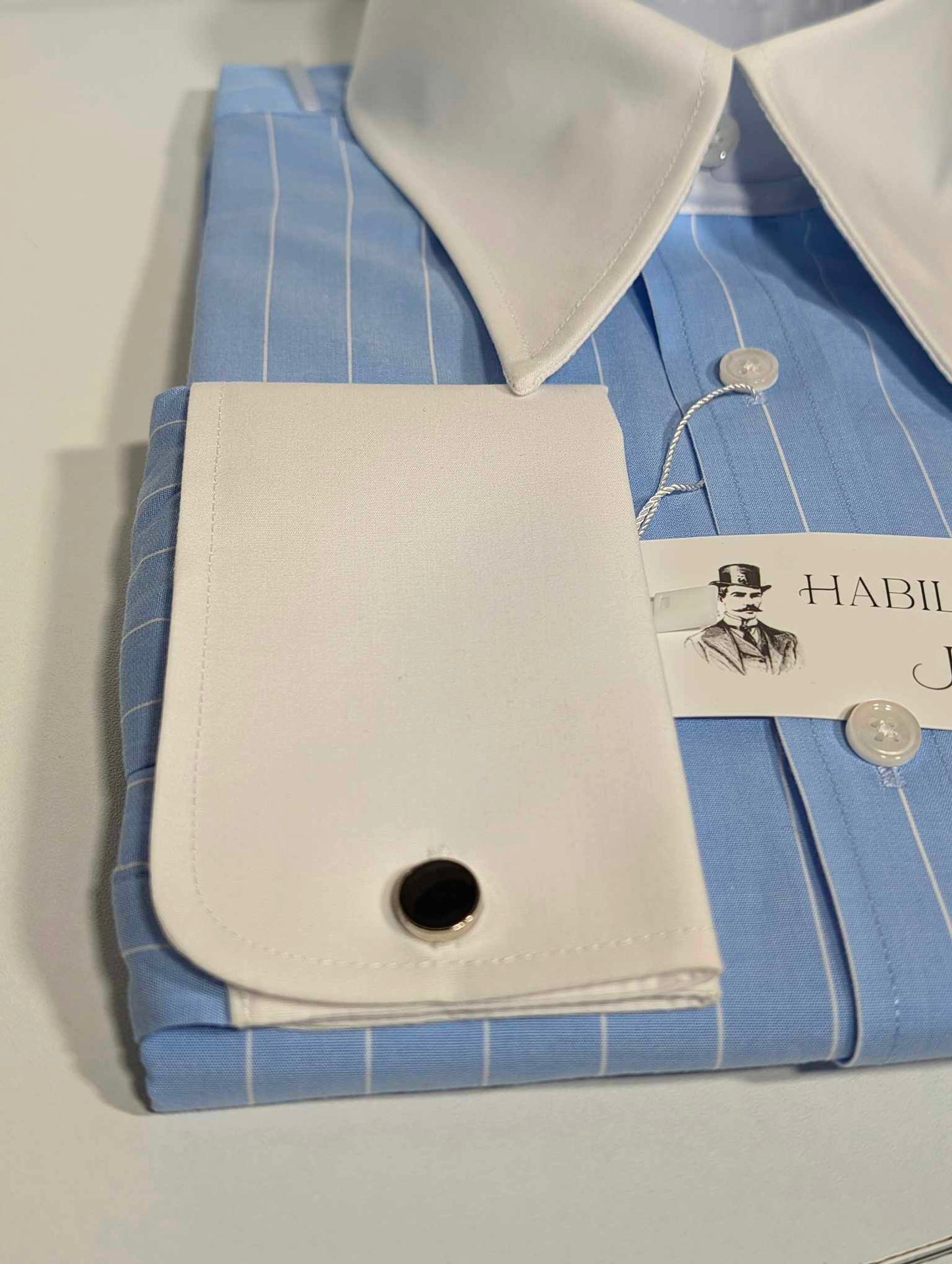 Winchester-Hemd mit spitzem Kragen und blauen Streifen