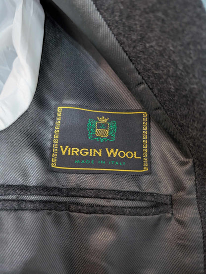 Adorable costume gris en flanelle lourde