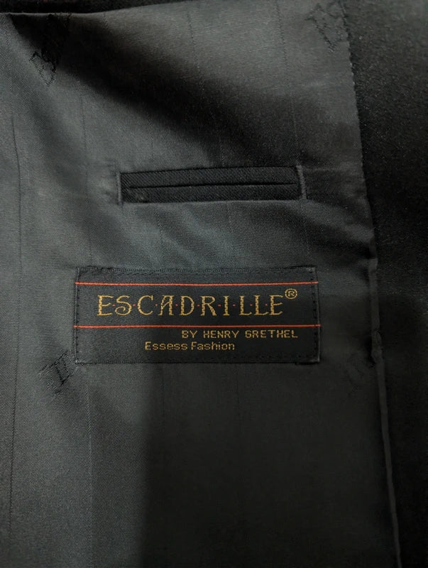 Magnifique smoking en laine