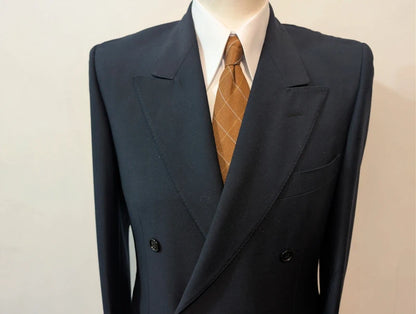 Wunderschöner marineblauer Zweireiheranzug aus Wolle