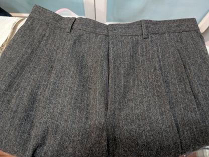 Furieux costume croisé pinstripe en flanelle lourde