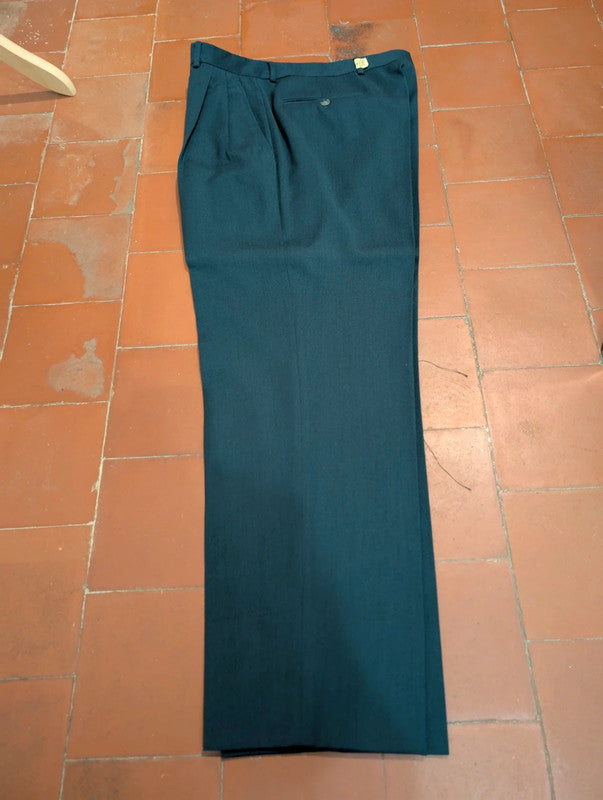 Ravissant costume bleu vert en flanelle