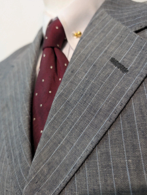 Génial costume pinstripe en lin