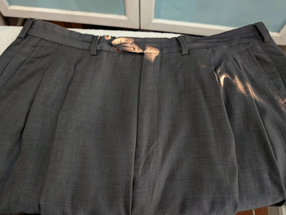 Légendaire costume croisé gris en laine