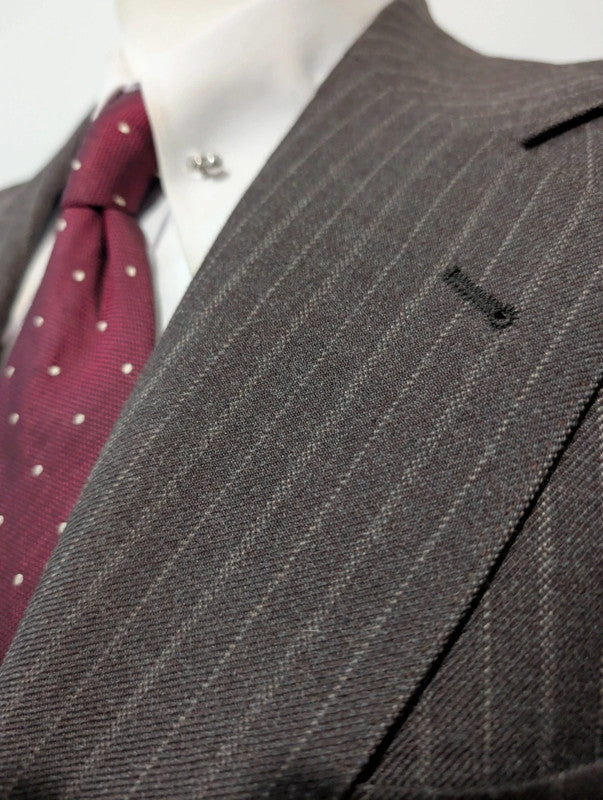 Légendaire costume pinstripe  marron en flanelle