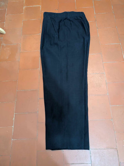 Incroyable costume croisé bleu marine en lin coton