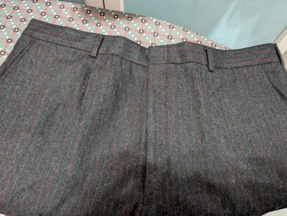 Wütendes Kreidestreifenkostüm aus schwerem Flanell