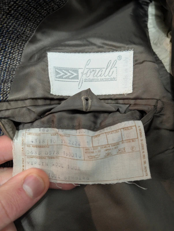 Toller grauer Anzug aus schwerem Flanell