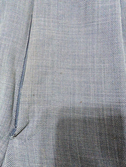 Schöner dreiteiliger grauer Wollanzug