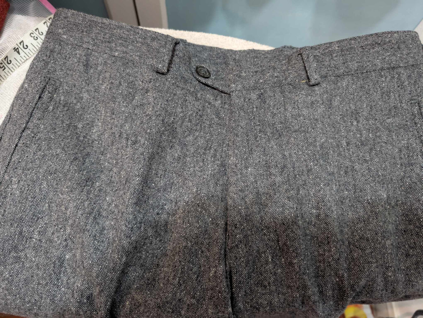 Rarissime costume gris en tweed