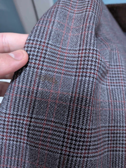 Fabuleux costume à carreaux en laine