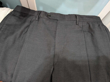 Formidable costume croisé pinstripe en laine