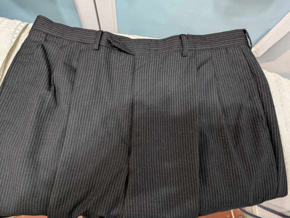 Magnifique costume pinstripe en laine