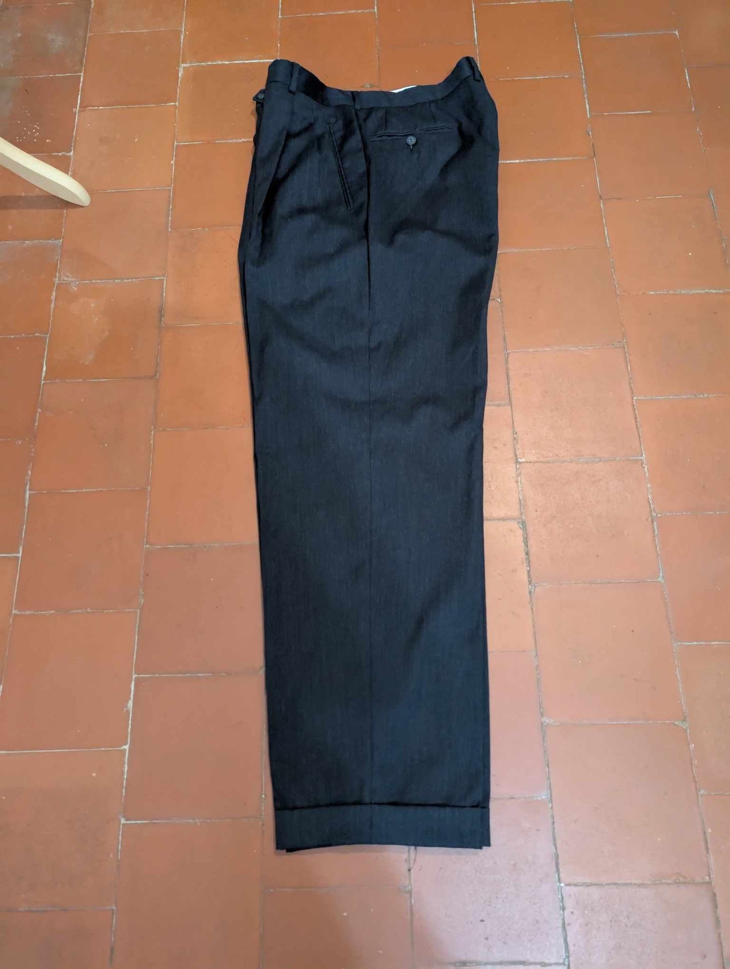 Classique costume gris en laine
