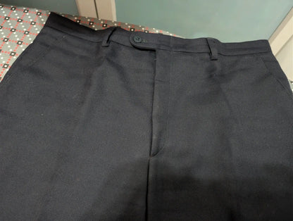 Eleganter marineblauer 3-teiliger Wollanzug