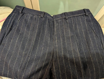 Unglaublicher schwerer Flanellanzug mit Kreidestreifen