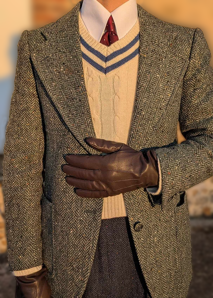 Brauner Lederhandschuh