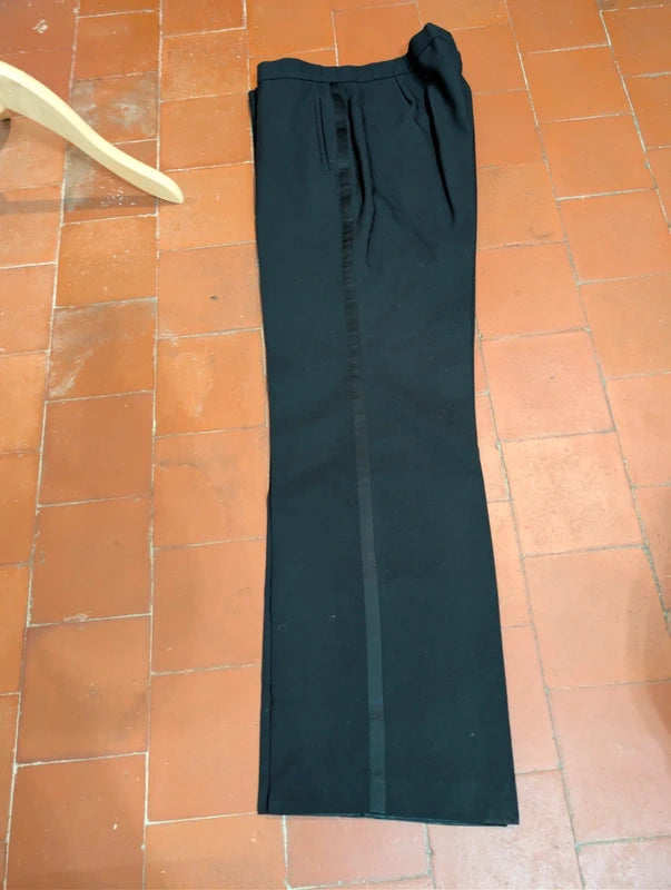 Fabelhafter Woll-Smoking