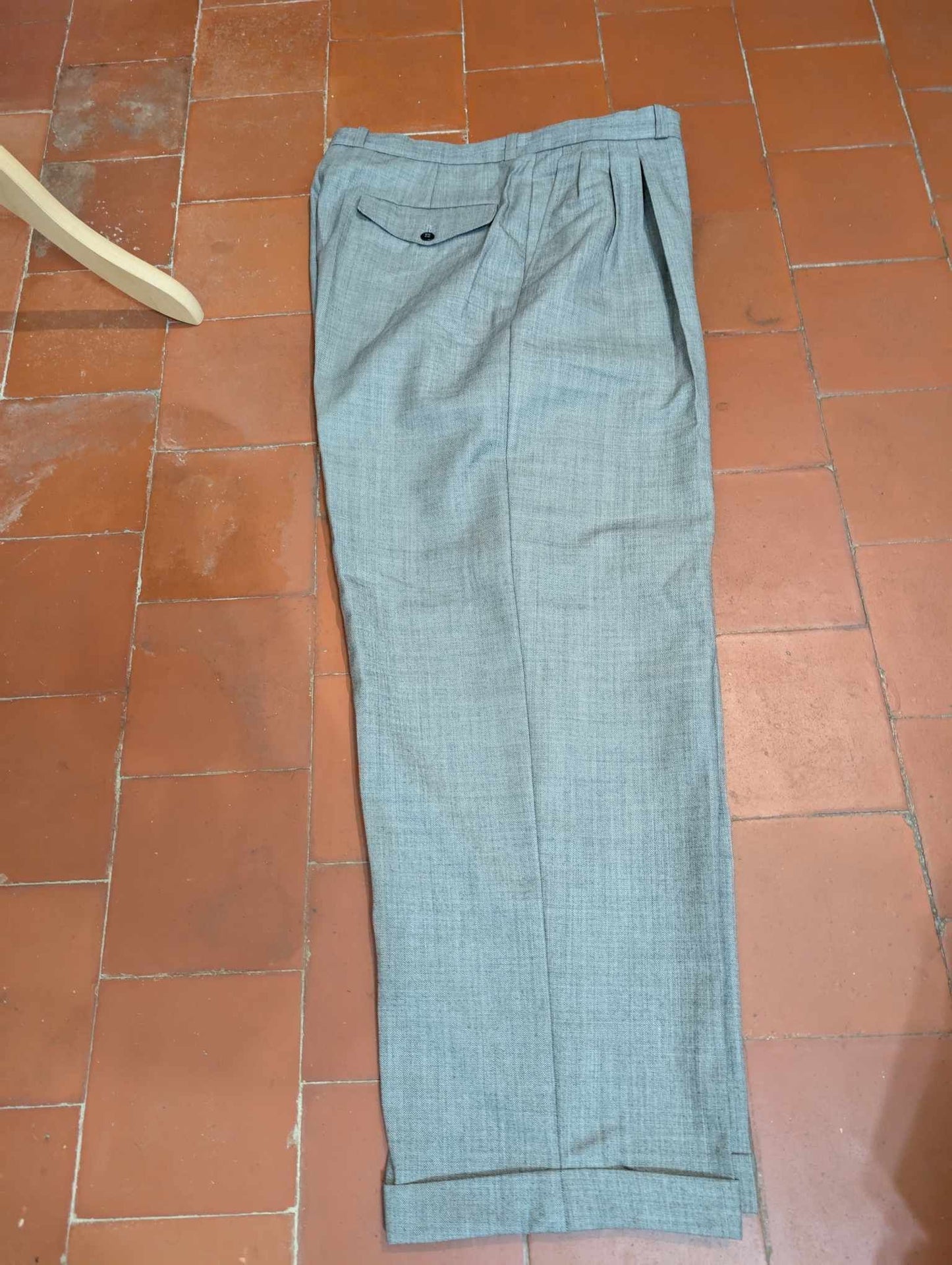 Magnifique costume croisé gris anthracite en laine