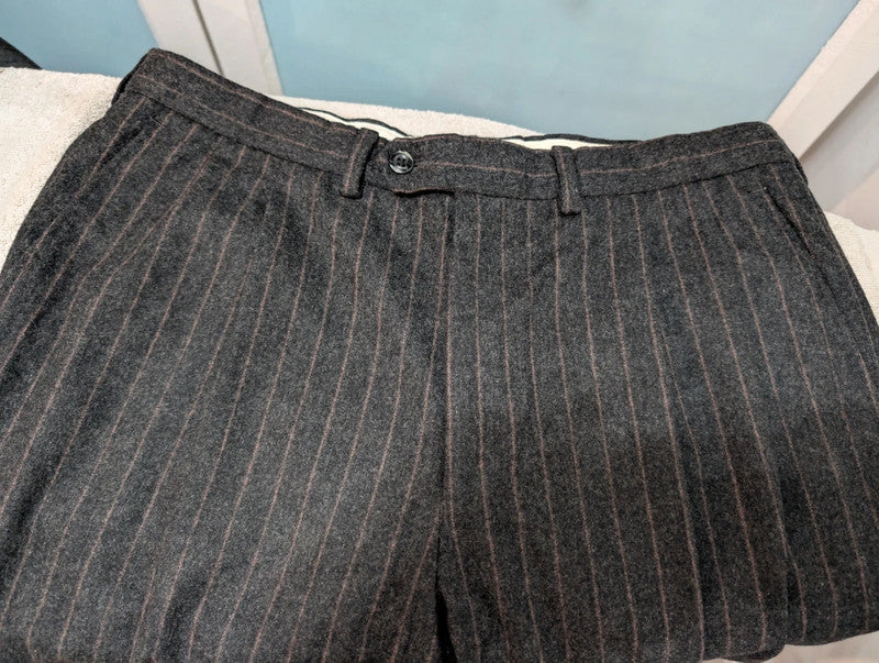 Effrayant costume chalkstripe en flanelle lourde