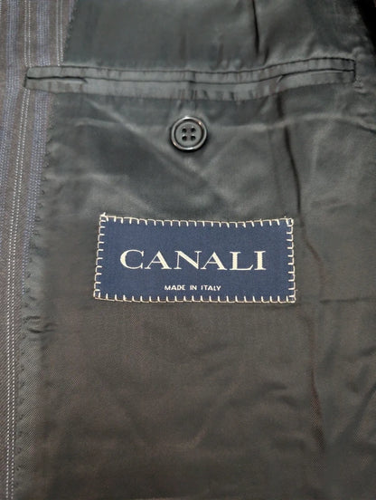 Eleganter Nadelstreifenanzug aus Wolle