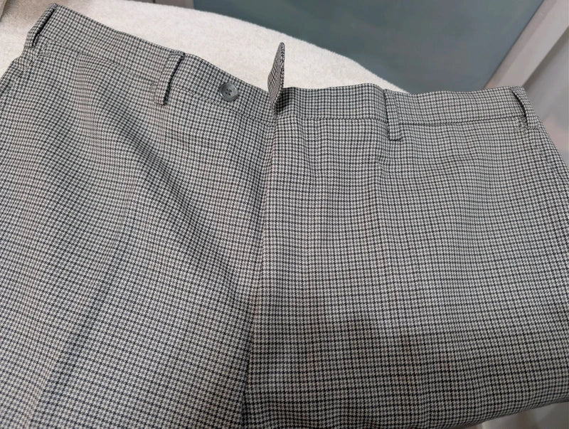 Eleganter 3-teiliger Anzug aus Hahnentritt
