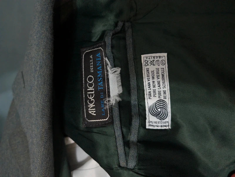 Fabelhafter grüner Anzug aus schwerem Flanell