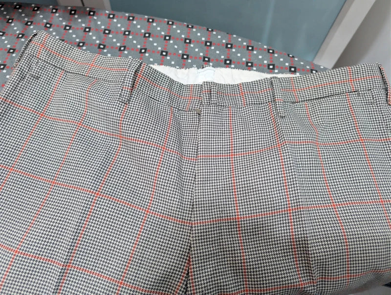 Äußerst seltener, maßgeschneiderter Wollanzug mit Karomuster