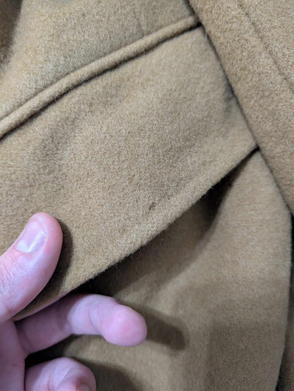 Lumineux manteau camel croisé en laine