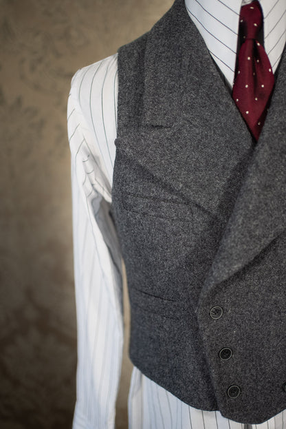 [PRÉCOMMANDE] Gilet en tweed gris croisé