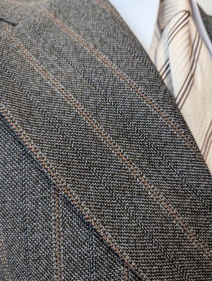 Costume gris à rayure