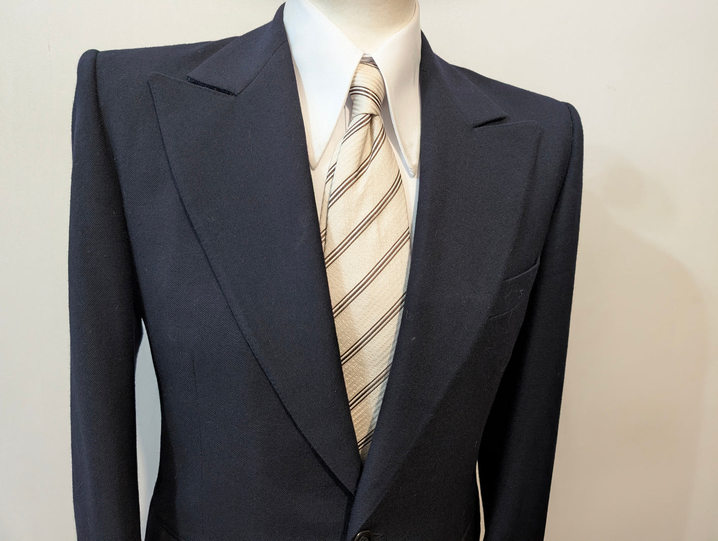 Veste bleu marine en laine