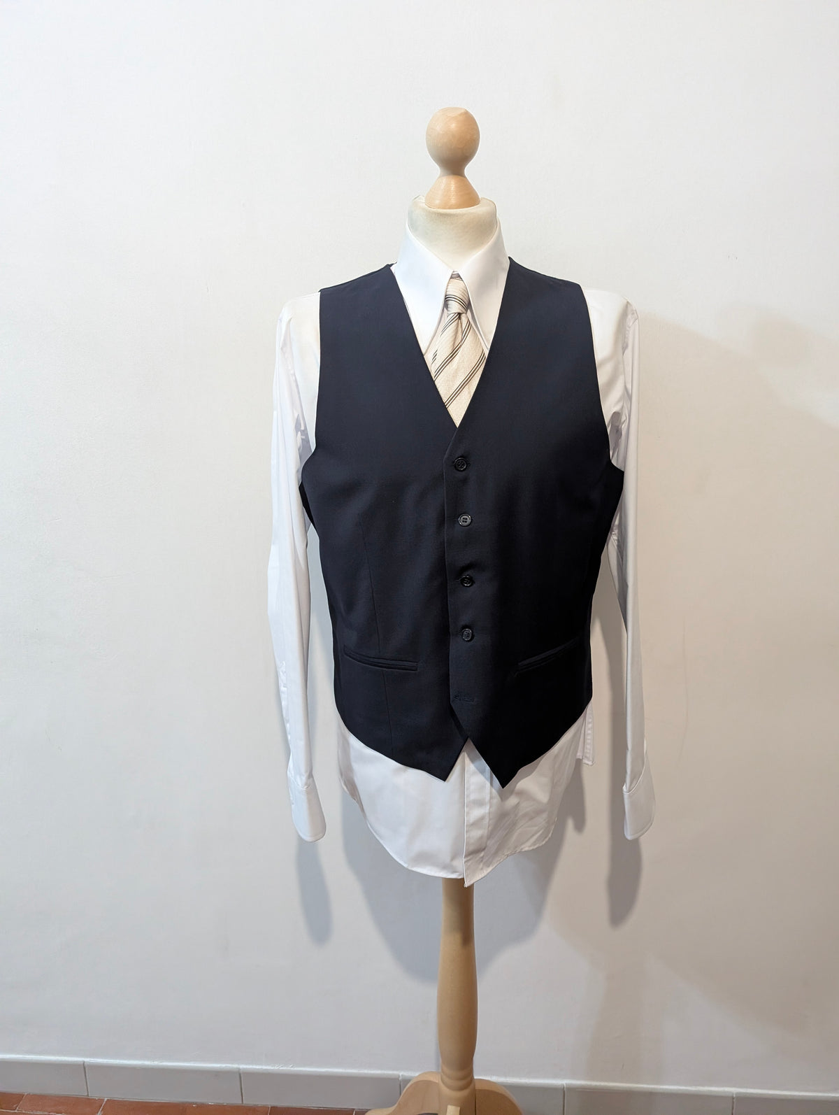 Costume 3 pièces bleu marine en laine froide