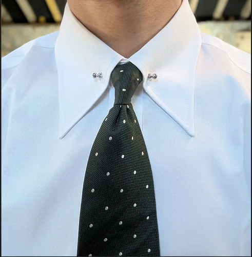 Spread collar shirt in blended cotton