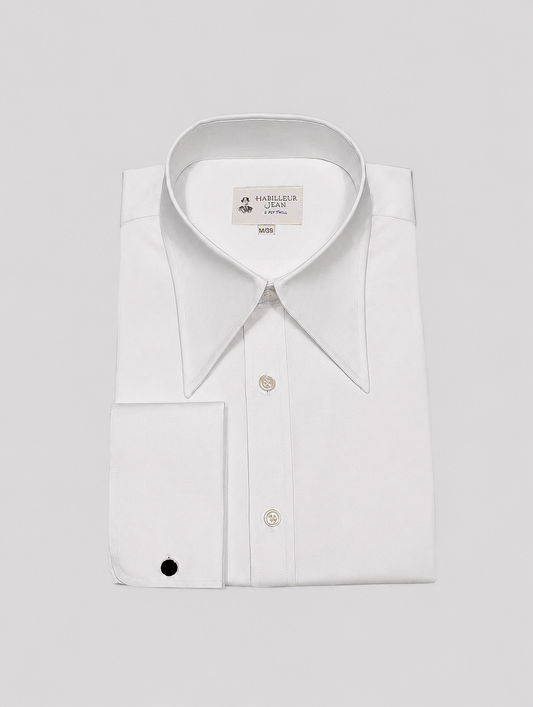 White shirt with pointed collar in 2-ply twill