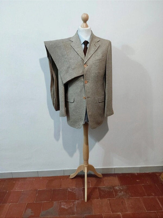 Beige brown tweed suit